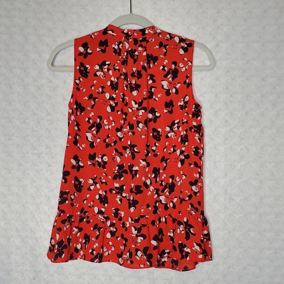 Banana Republic Red Floral Peplum Blouse - Picture 3 of 4